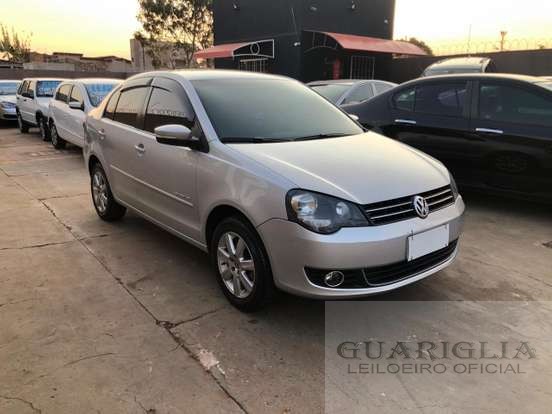 VOLKSWAGEN POLO SEDAN 1.6 MI COMFORTLINE 8V FLEX 4P AUTOMATIZADO