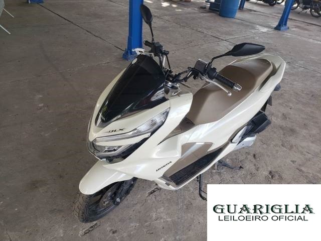 PCX 150 DLX